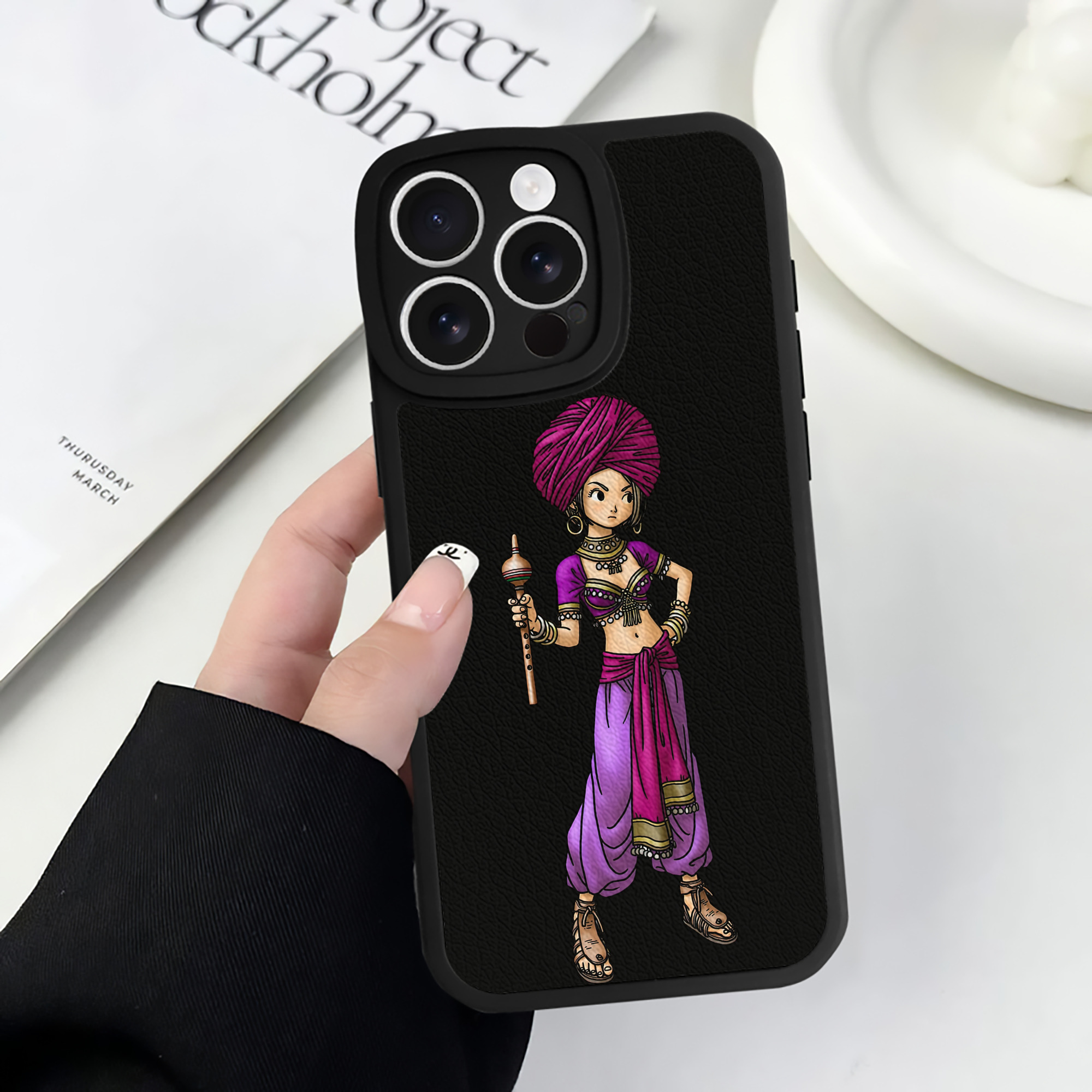 （画像用） ドラゴンクエスト Doragon Kuesuto Dragon Quest 【iPhone 16シリーズ対応】シリコンスマホケース（レザー調） 材質：シリコン